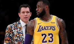 湖人队最新爆料新闻消息,揭秘球队转会传闻与备战新赛季策略”