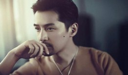 扒爷爆料胡歌视频